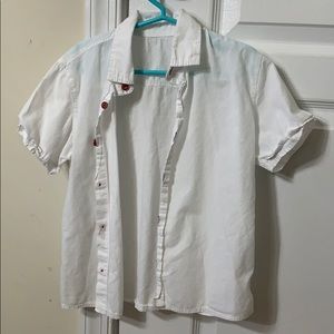 Boy’s white shirt